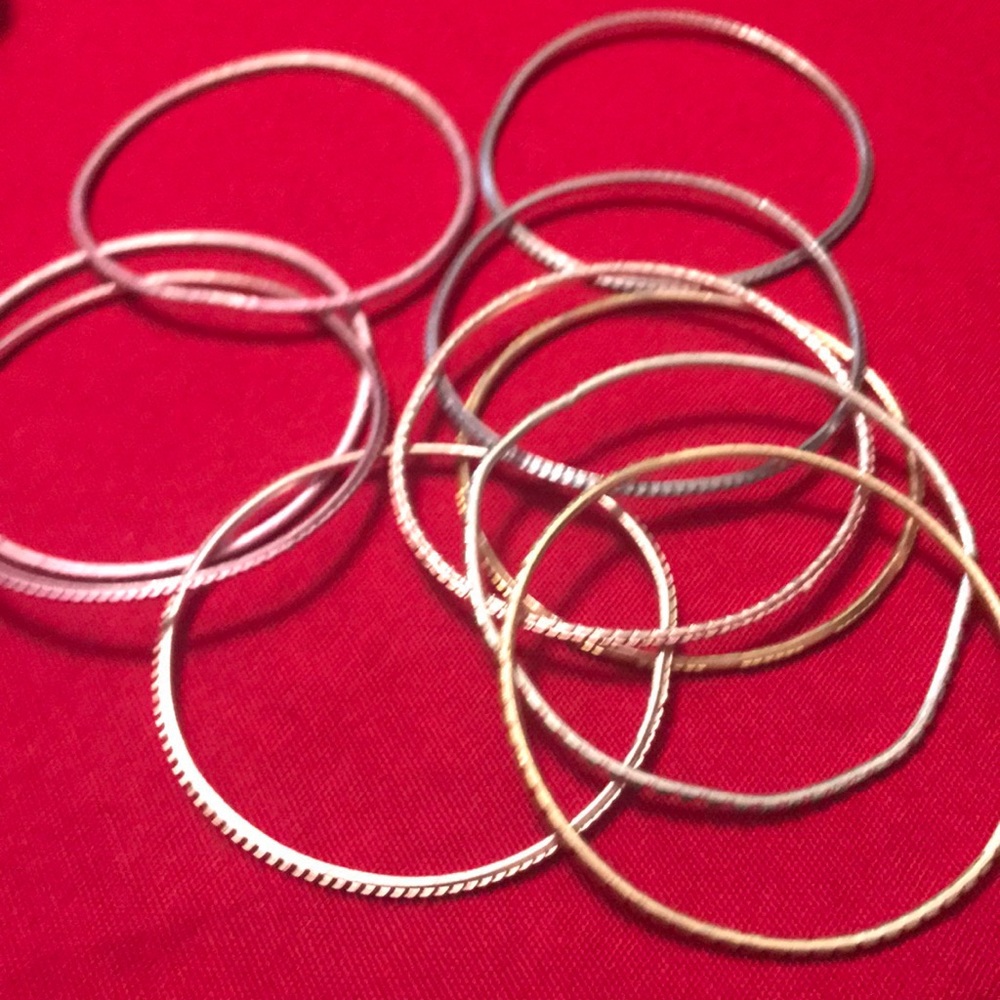 Fun bracelets - Picture 2 of 3